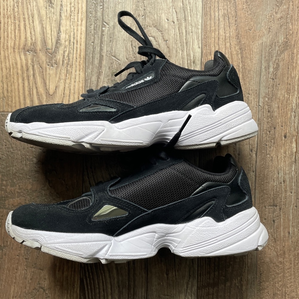 adidas originals Falcon shoes Women's size 8.5 Kylie Jenner